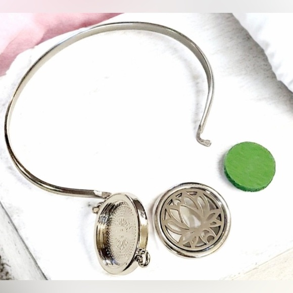 Aromatherapy Namaste Lotus Titanium Steel Adjustable Bracelet Bangle - Picture 5 of 10